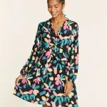 Vestido corto pétalos