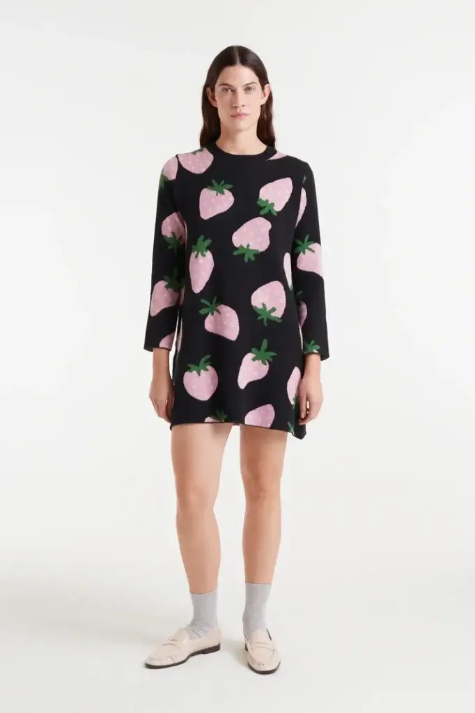 Vestido corto de punto fresas
