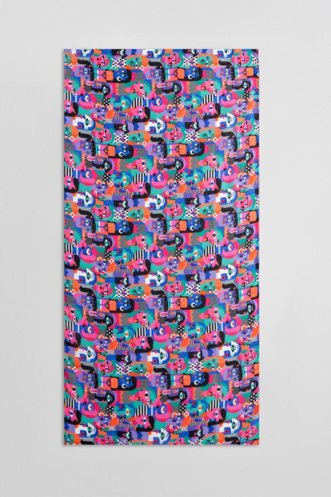 Pañuelo 90x180 cm caras geométricas