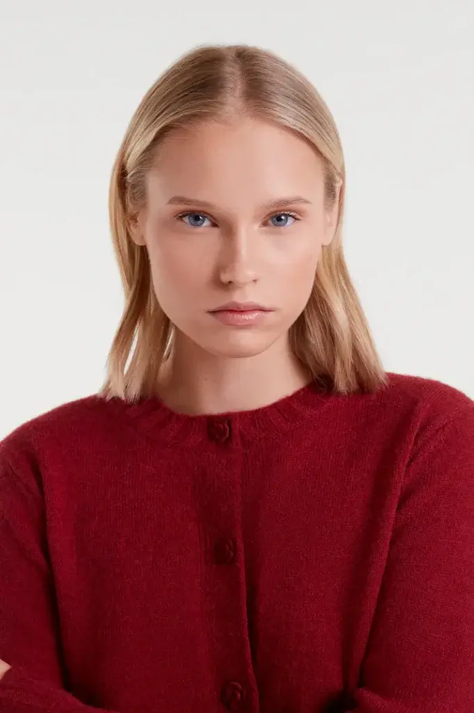 Rebeca botones flor roja