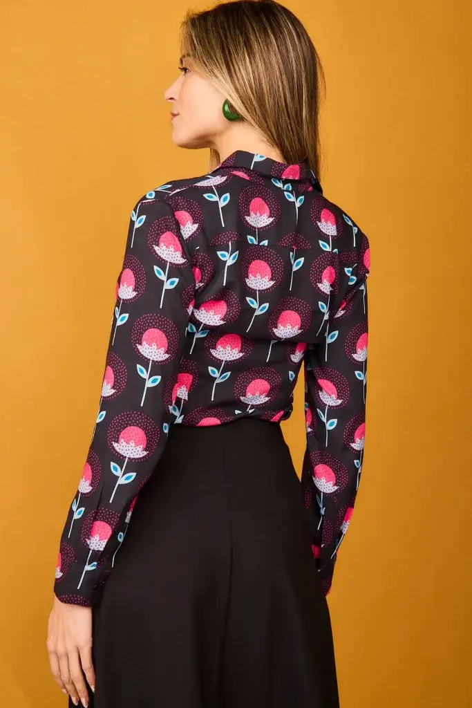 Camisa flor rosa