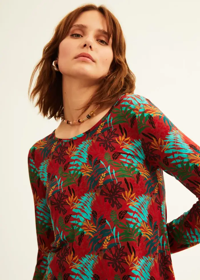 Camiseta hojas