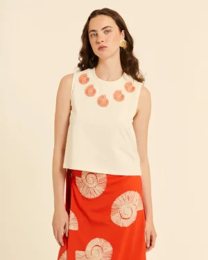 Camiseta bordado caracolas