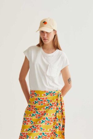 Camiseta blanca bolsillo