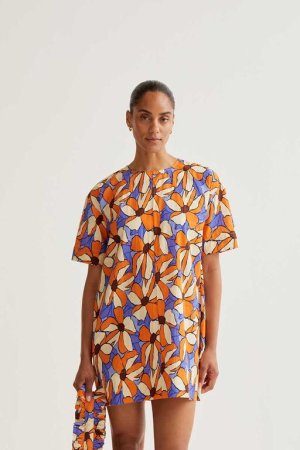 Vestido corto marigold