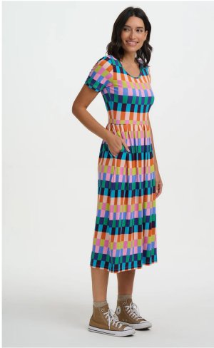 Vestido manga corta puzle