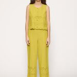 Pantalón troquelado palmeras