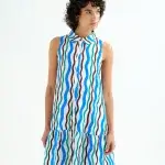 Vestido corto estampado ondas