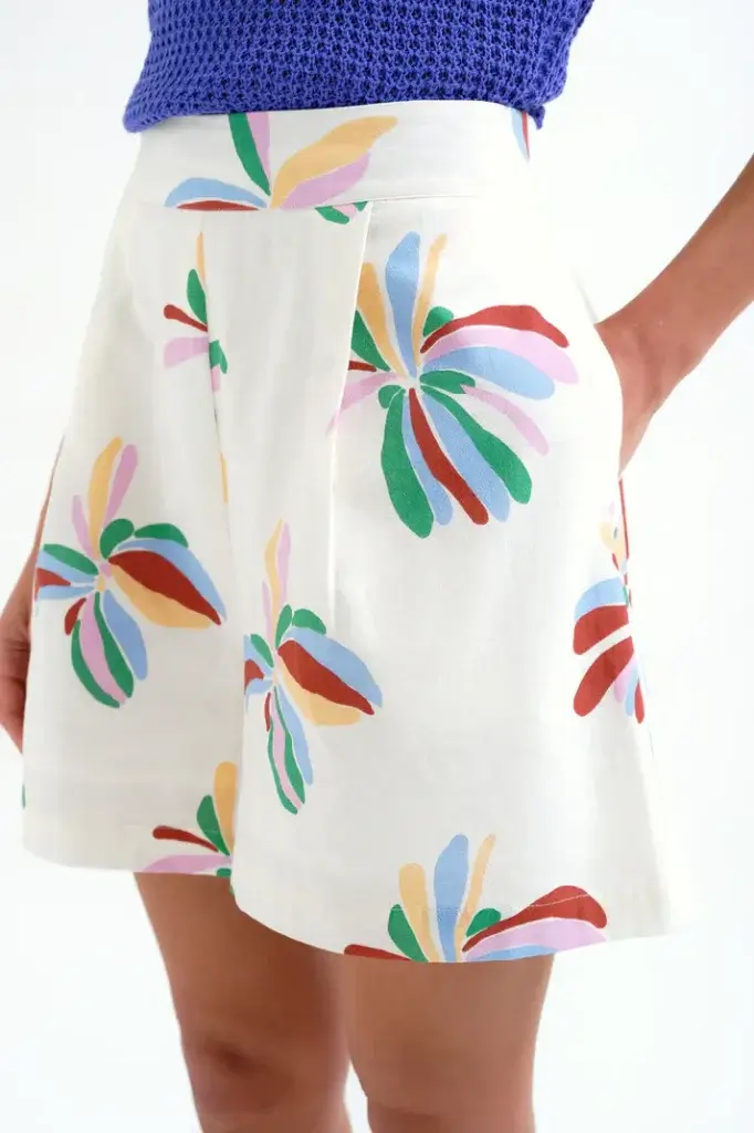 Shorts Monarda