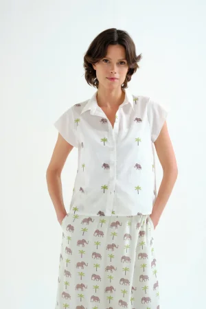 Camisa elefantes y palmeras bordados