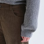 Pantalón de pana verde oscuro