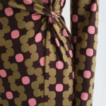 Vestido círculos rosas