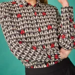 Camisa gato rojo