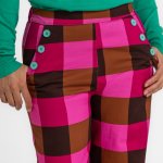 Pantalón cuadros fucsia y marrón