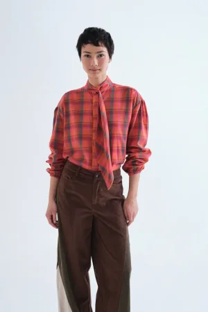 Camisa cuadros tonos rojos