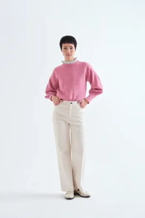 Pantalón vaquero crudo con bolsillos de corazones Pantalón vaquero crudo con bolsillos de corazones