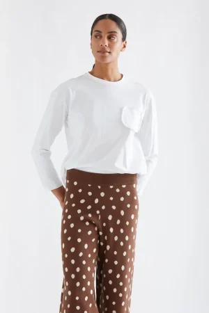 Camiseta blanca bolsillo Camiseta blanca bolsillo